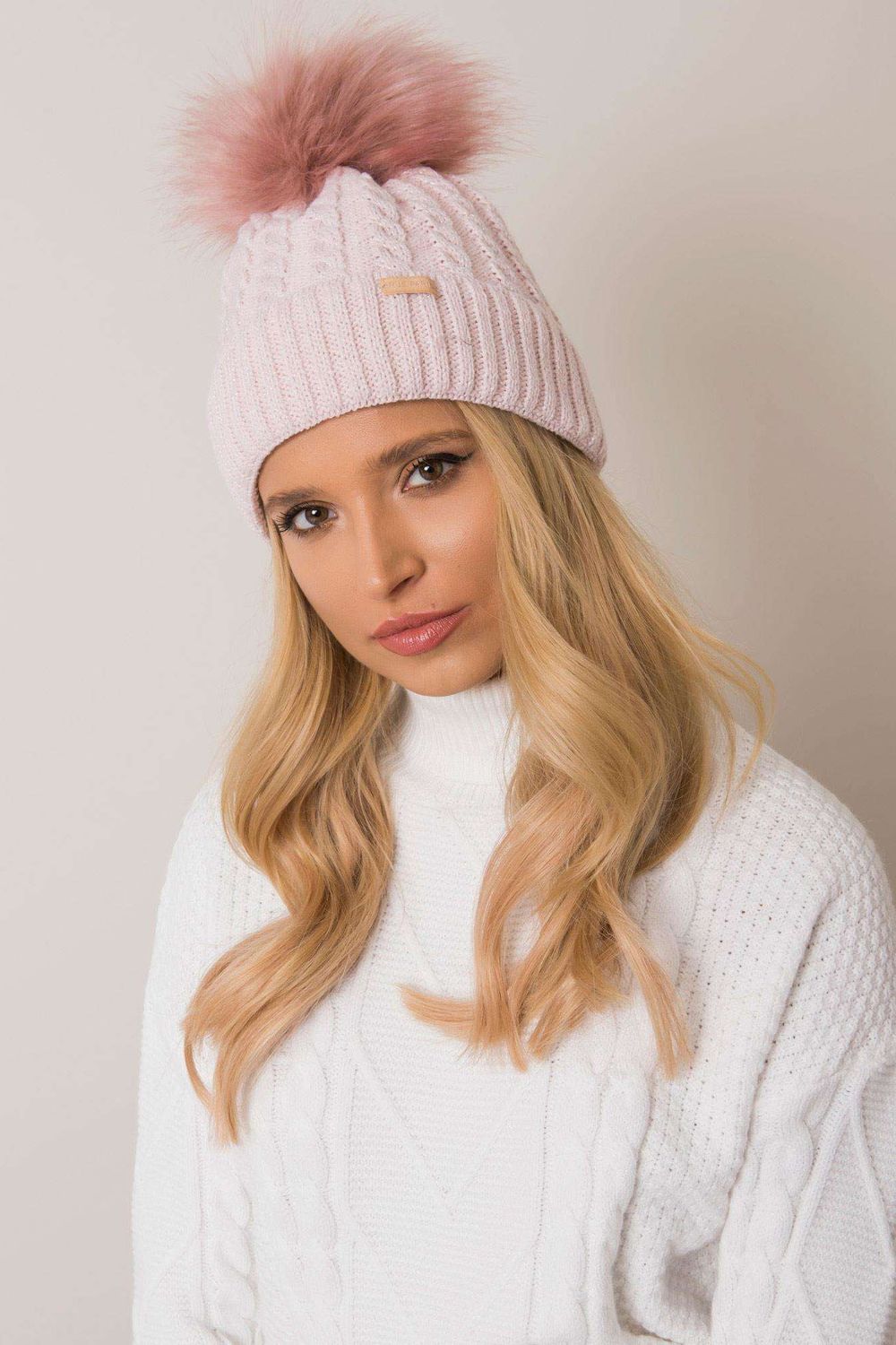 pet model 187441 Rue Paris