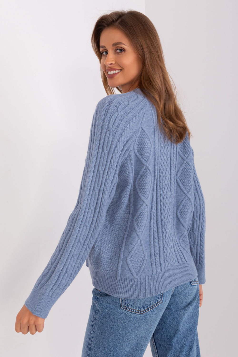 cardigan model 187572 AT