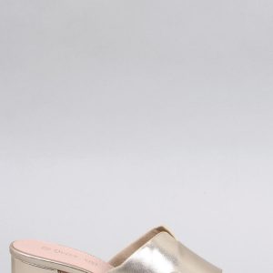 slippers model 195132 Inello