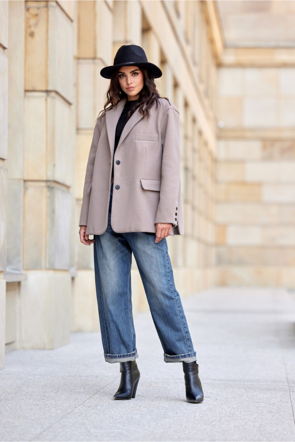 colbert model 200144 Roco Fashion