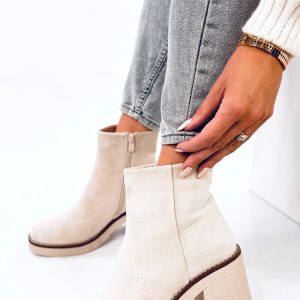 Laarsjes met hoge hak model 201374 Inello