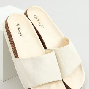 slippers model 154395 Inello