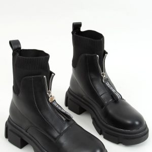 Laarsjes model 157731 Inello