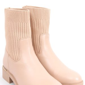 Laarsjes model 160567 Inello