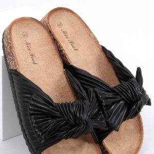 slippers model 167270 Inello