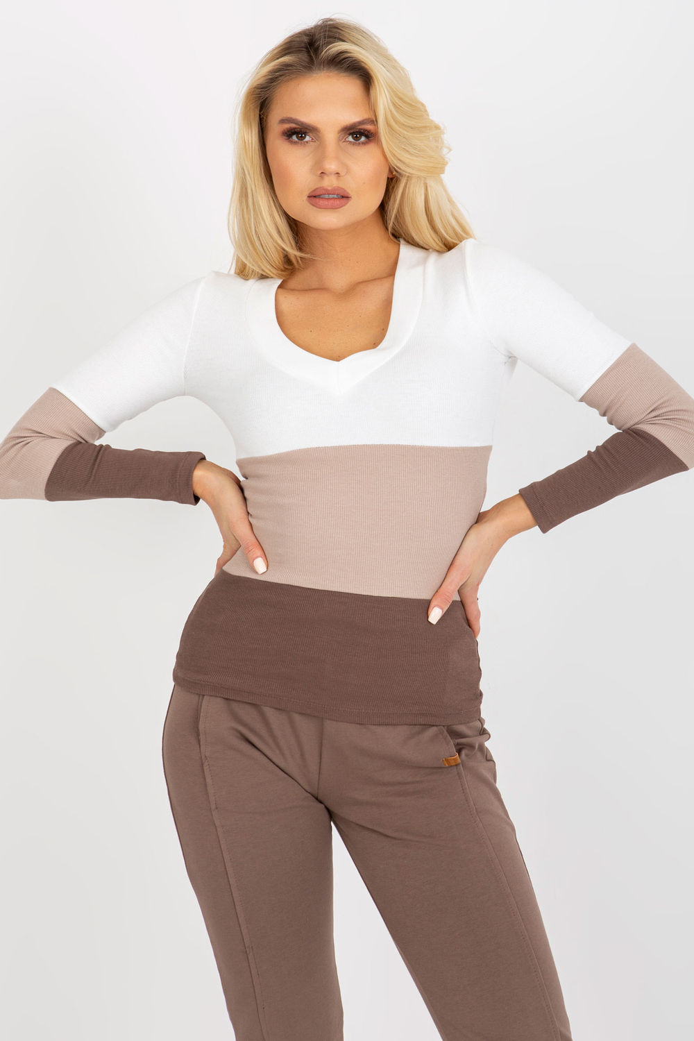 blouse model 174590 Rue Paris