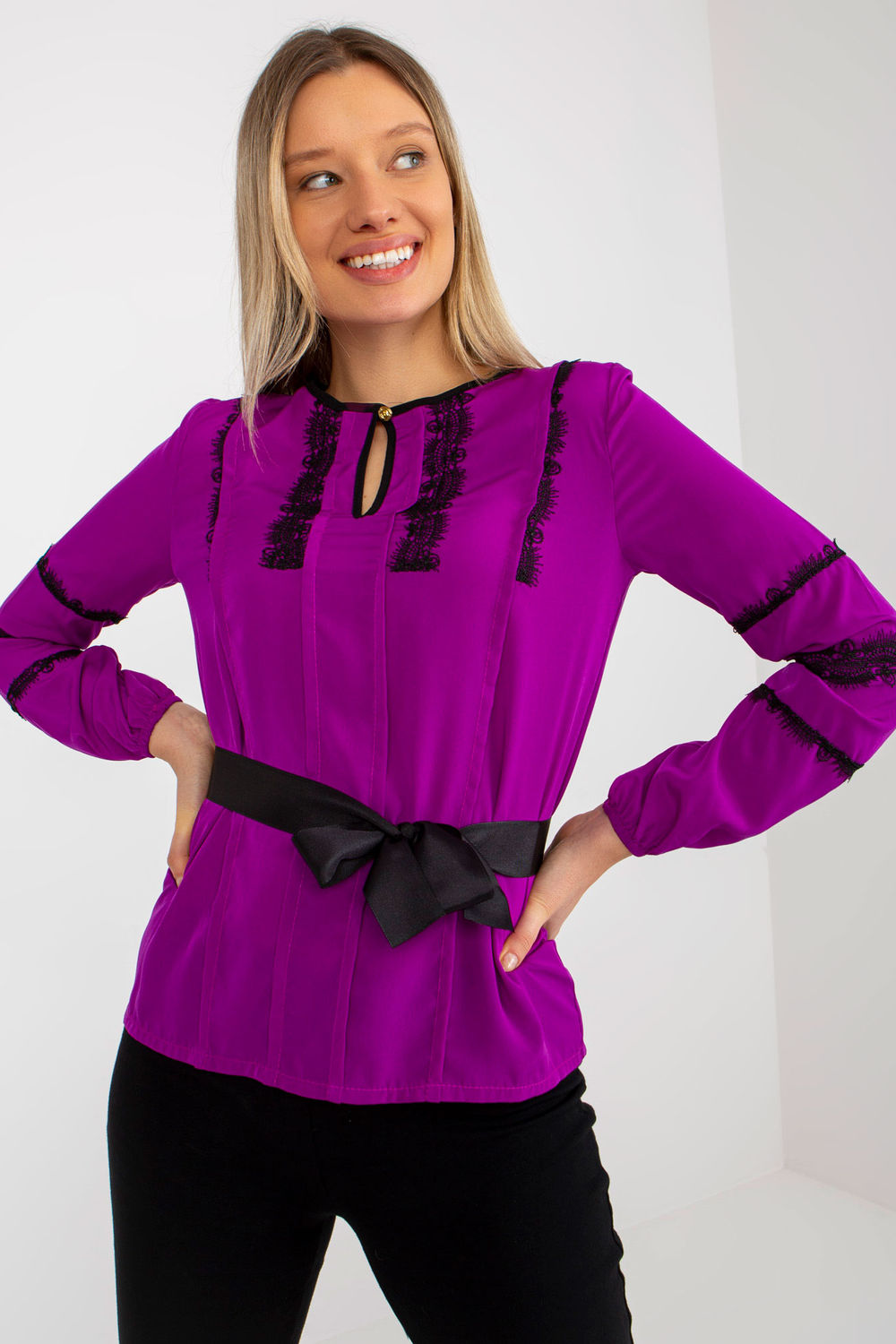 blouse model 176735 Lakerta