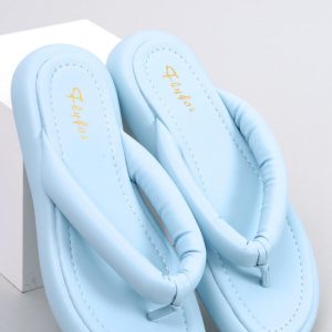 teenslippers model 179883 Inello