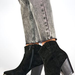 Laarsjes met hoge hak model 200878 PRIMO