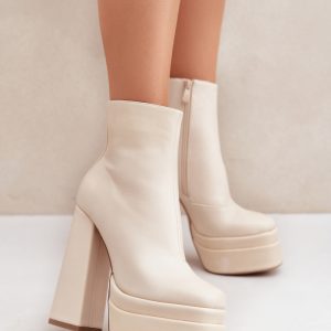Laarsjes met hoge hak model 204690 Step in style