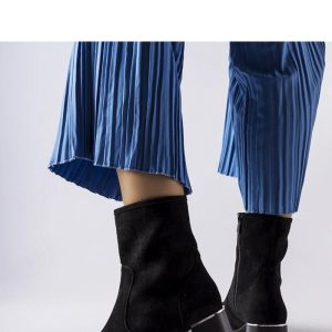 Laarsjes op sleehak model 205871 Solea
