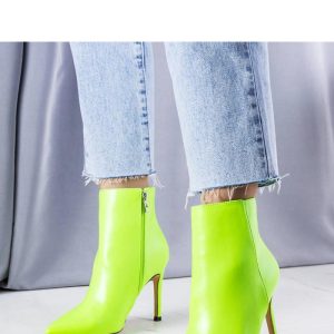 Laarsjes op sleehak model 205876 Solea