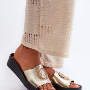 slippers model 198479 Step in style