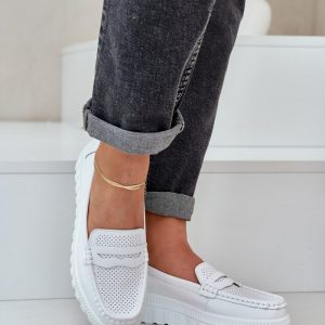 Moccassins model 208420 Step in style
