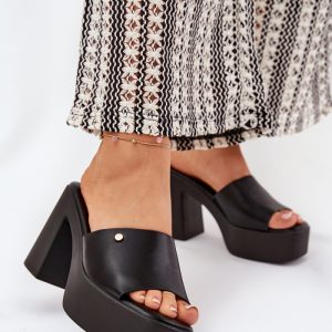 Hakken slippers model 209945 Step in style