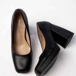 Pumps met dikke hak model 210548 Inello