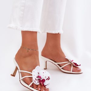 slippers model 212883 Step in style