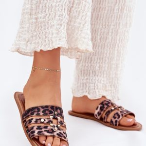 slippers model 215984 Step in style