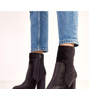 Laarsjes met hoge hak model 220581 Solea