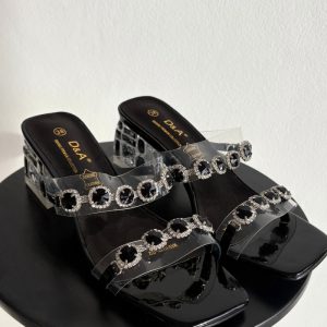 Hakken slippers model 225138 Step in style