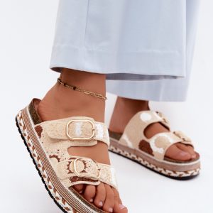 Hakken op een plateau model 227935 Step in style
