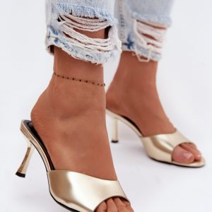 Hakken slippers model 227946 Step in style