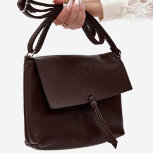 Day time clutch model 230404 Step in style