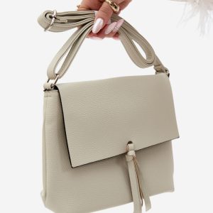 Day time clutch model 230406 Step in style