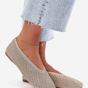 Ballerina's model 230764 Step in style