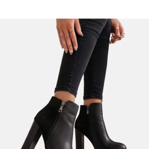 Laarsjes met hoge hak model 231290 Solea